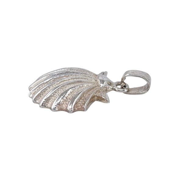 Scallop Sea Shell Charm | Vintage Sterling Silver 925 | Ocean Beach Pendant - Picture 5 of 7